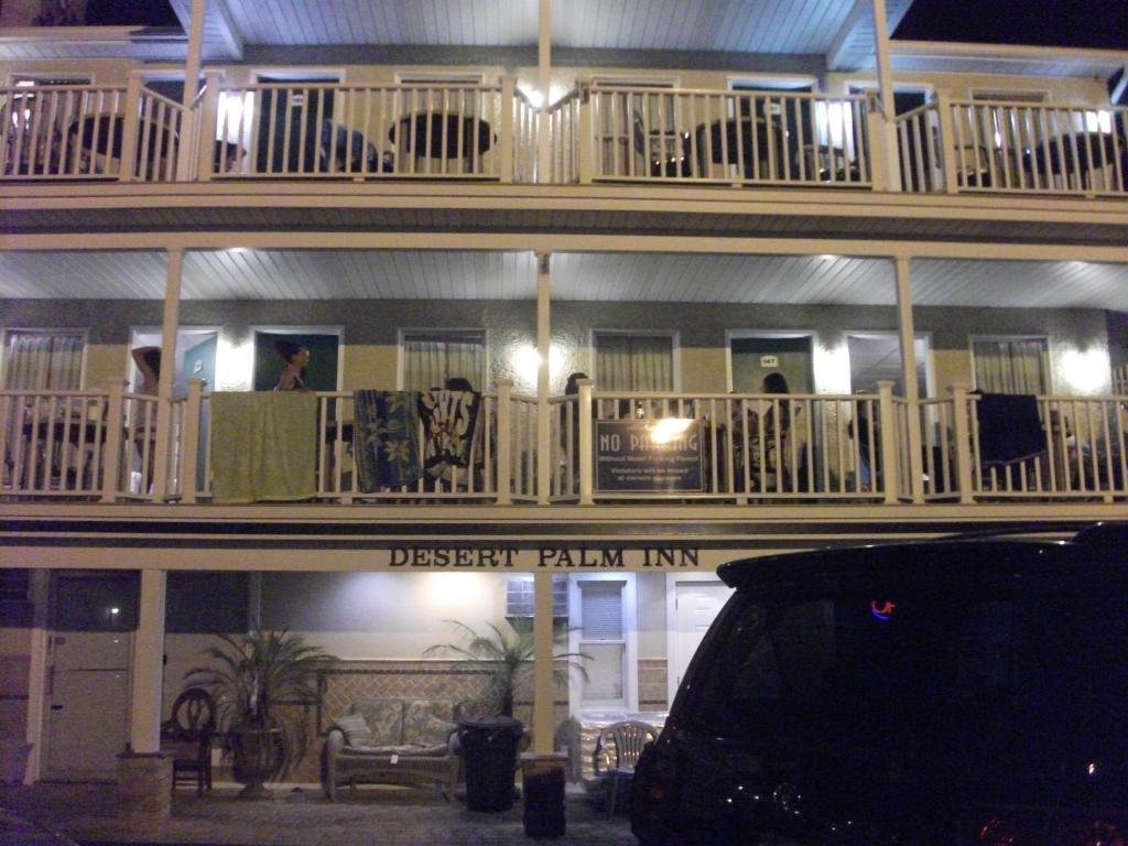 Desert Palm Inn Motel Seaside Park Bagian luar foto